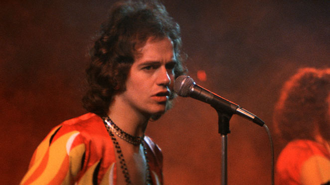 Slade in Flame (PG)
